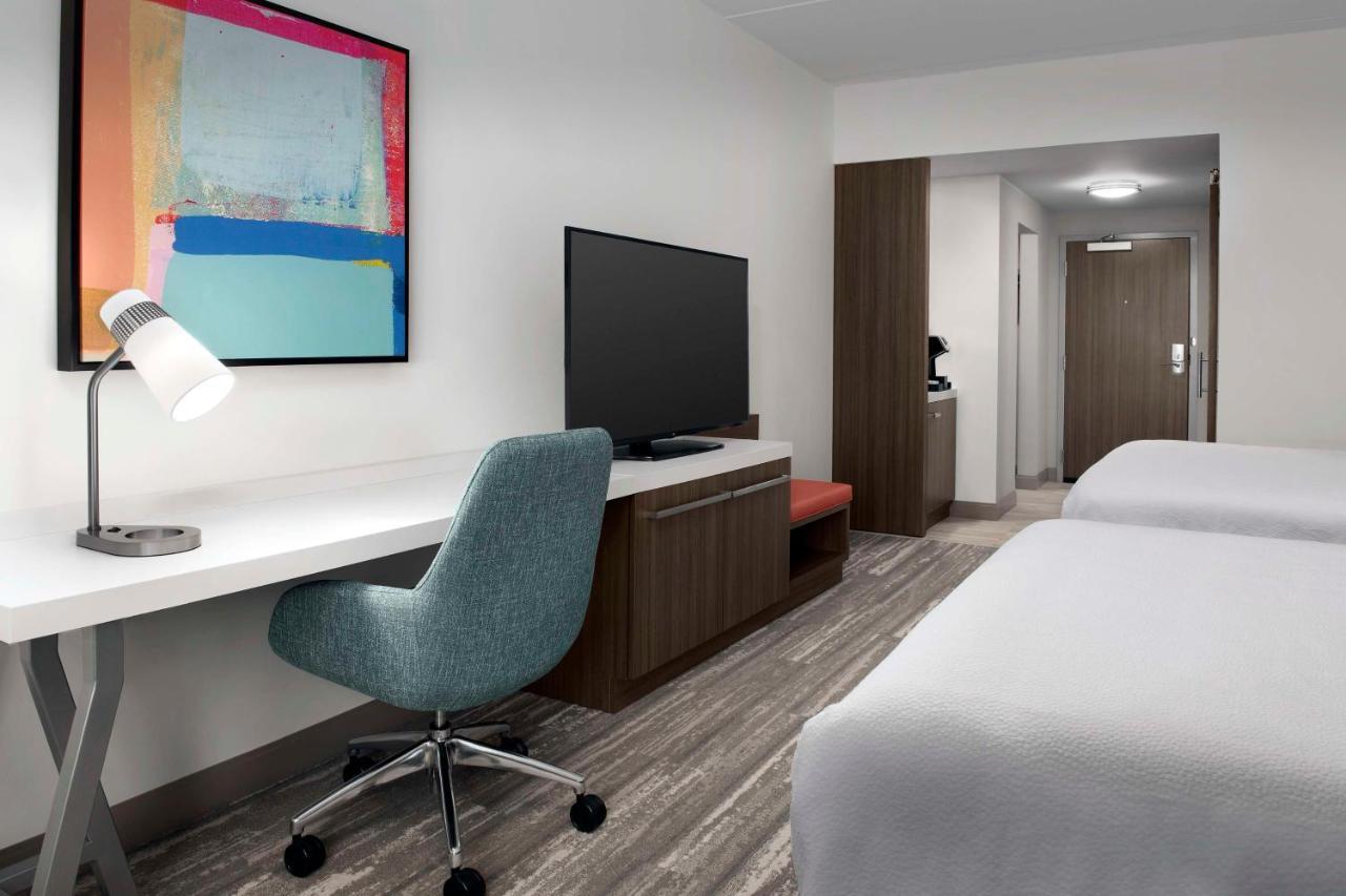 Hilton Garden Inn Pensacola Downtown エクステリア 写真