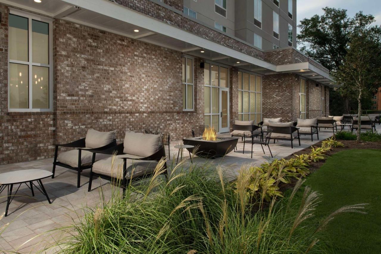 Hilton Garden Inn Pensacola Downtown エクステリア 写真