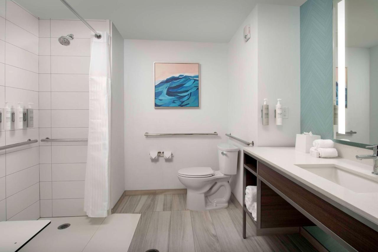 Hilton Garden Inn Pensacola Downtown エクステリア 写真