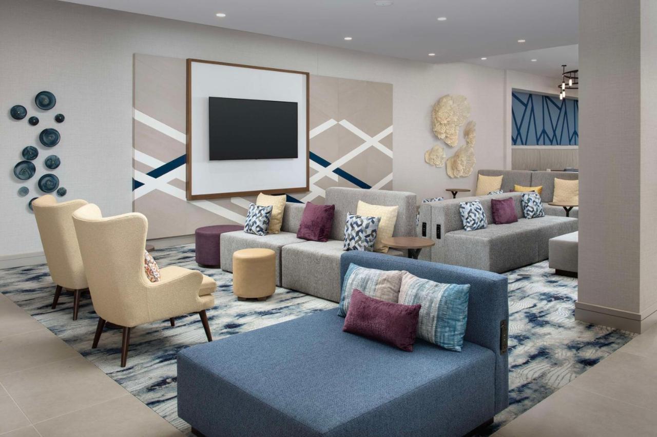 Hilton Garden Inn Pensacola Downtown エクステリア 写真
