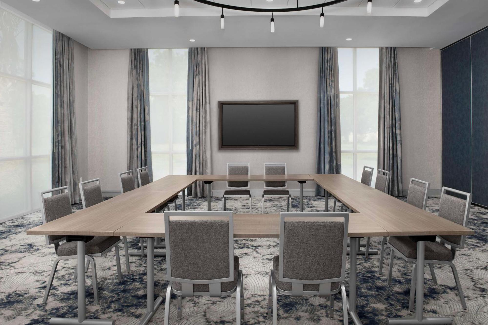 Hilton Garden Inn Pensacola Downtown エクステリア 写真